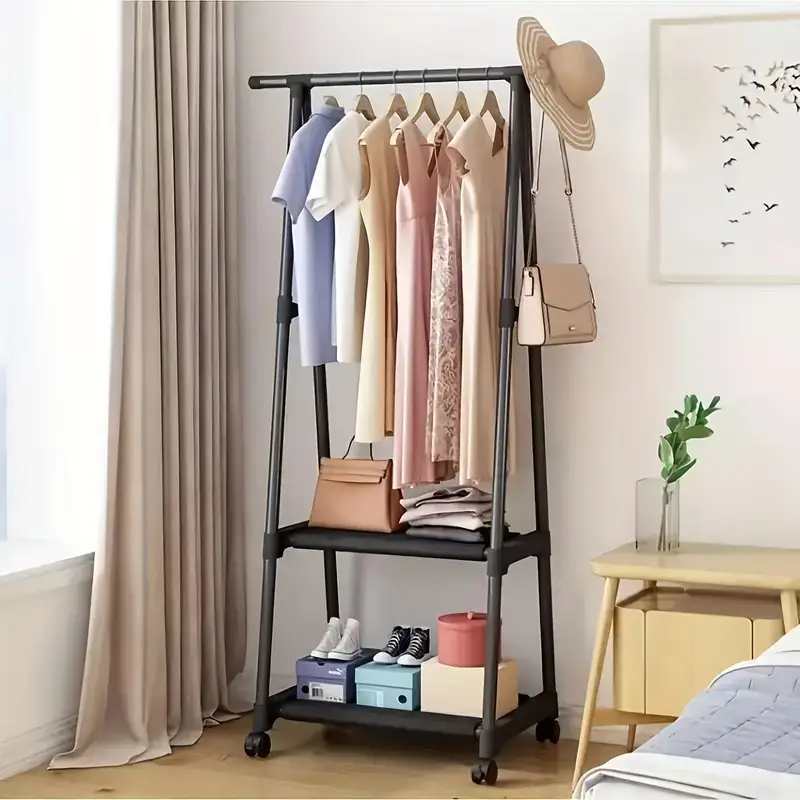 SpaceWise Expandable Triangle Wall Hanger